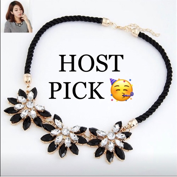 Jewelry - Retro Elegant Crystal Rhinestone Flower Choker